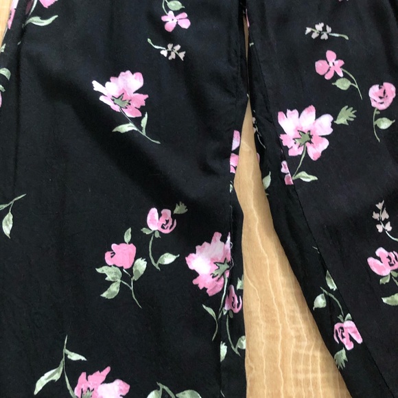 Tilly’s off the shoulder jumpsuit - Picture 2 of 6